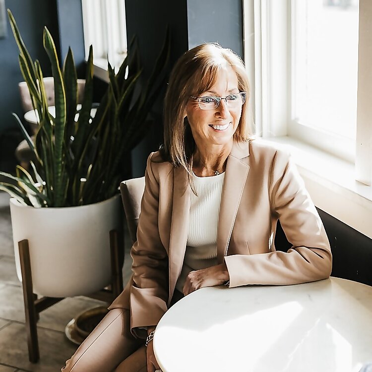 Danny & Dawn Thompson