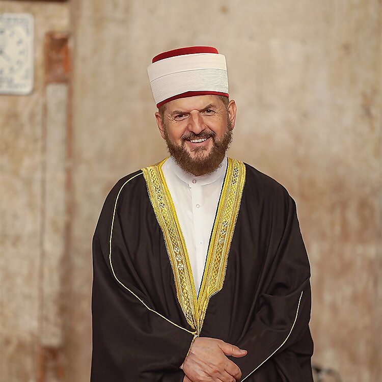 Dr. Shefqet Krasniqi