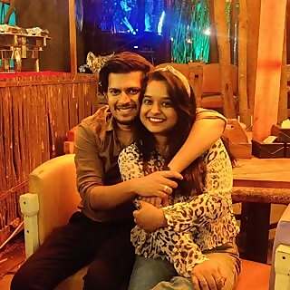 Vaibhav & Rupali 