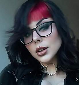 Top 30 Goth OnlyFans Influencers in 2026