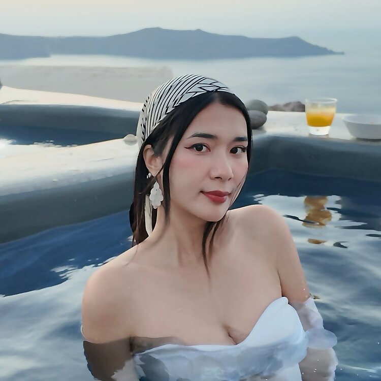 Ý Như Lương