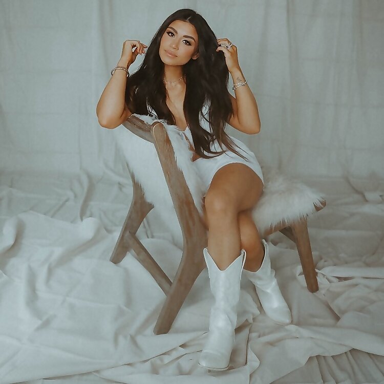 Julie Onny