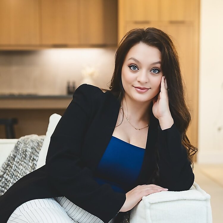 Eliz Akcagliyan