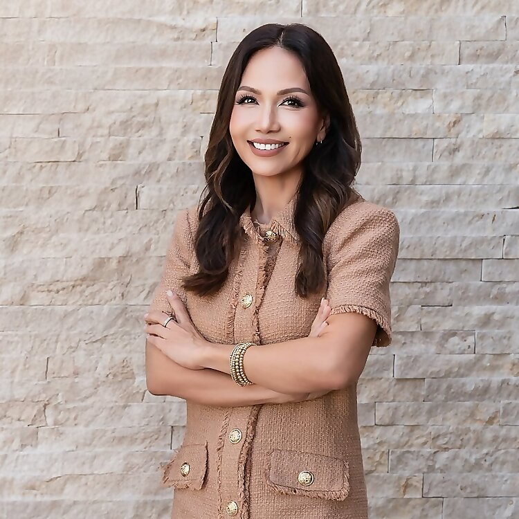 Julie Tran