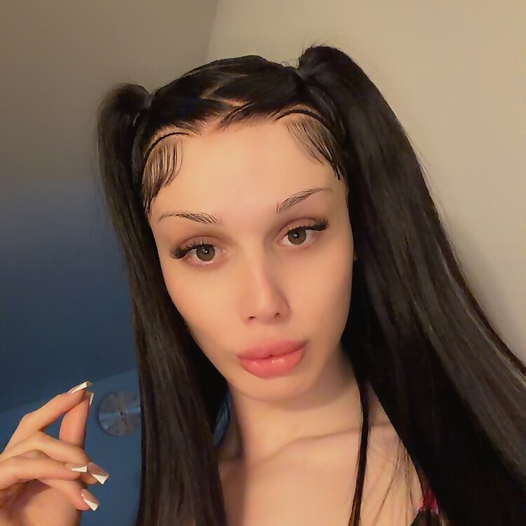 TS ARIANA