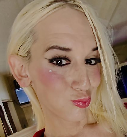 Leah Starr