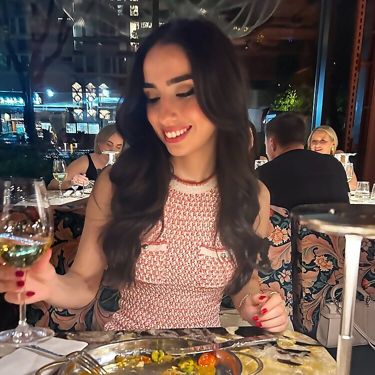 Lale Akbaka