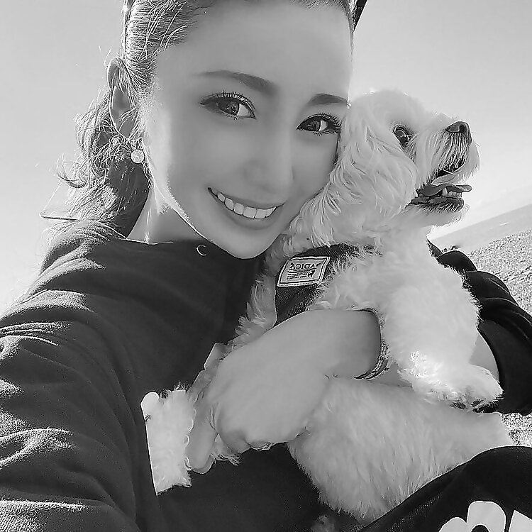 Eri Momoka