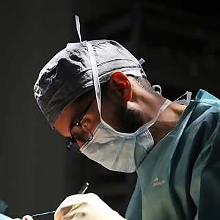 Dr Nicolas Correia