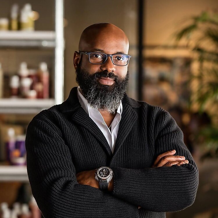 Richelieu Dennis