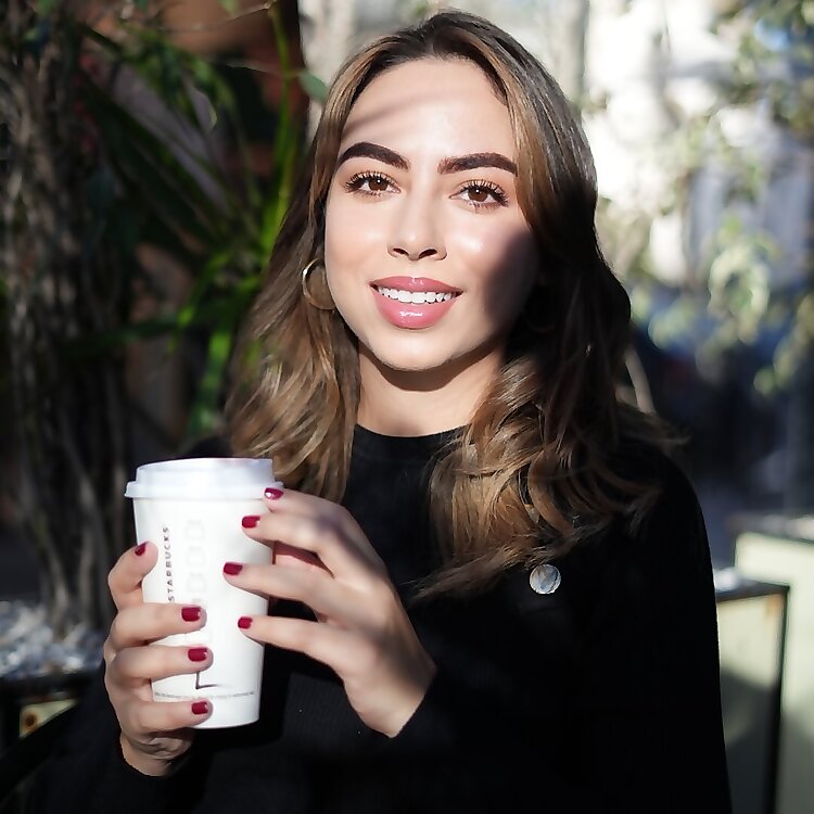 Fadwa Fakhari 