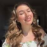  Anny