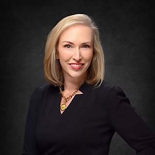 Jennifer Tilley Smith