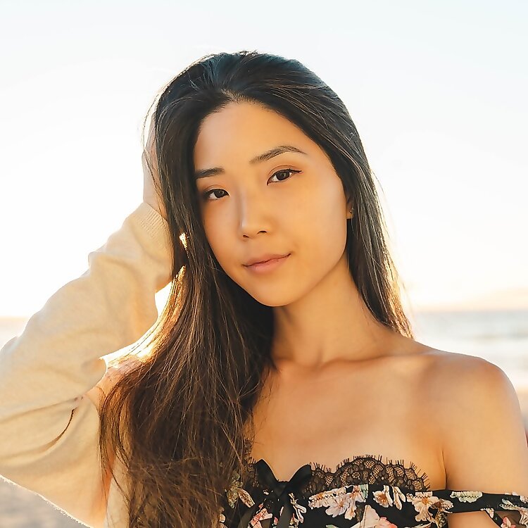 Meili Zhang