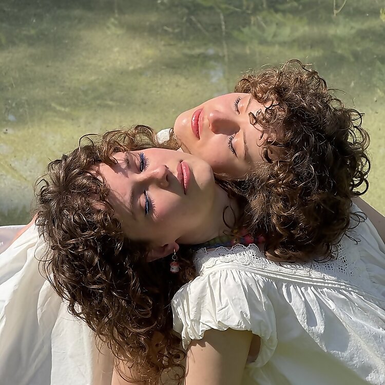 Adrianna & Michalina