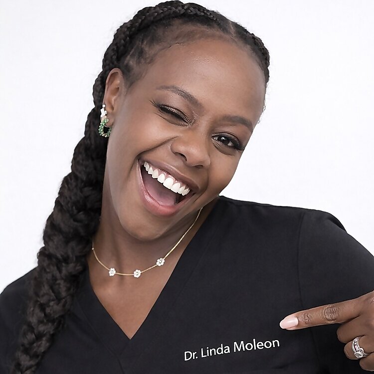 Dr. Linda Moleon