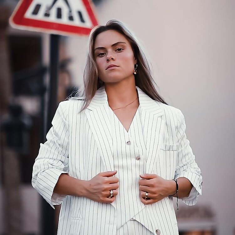 Natalia Jo