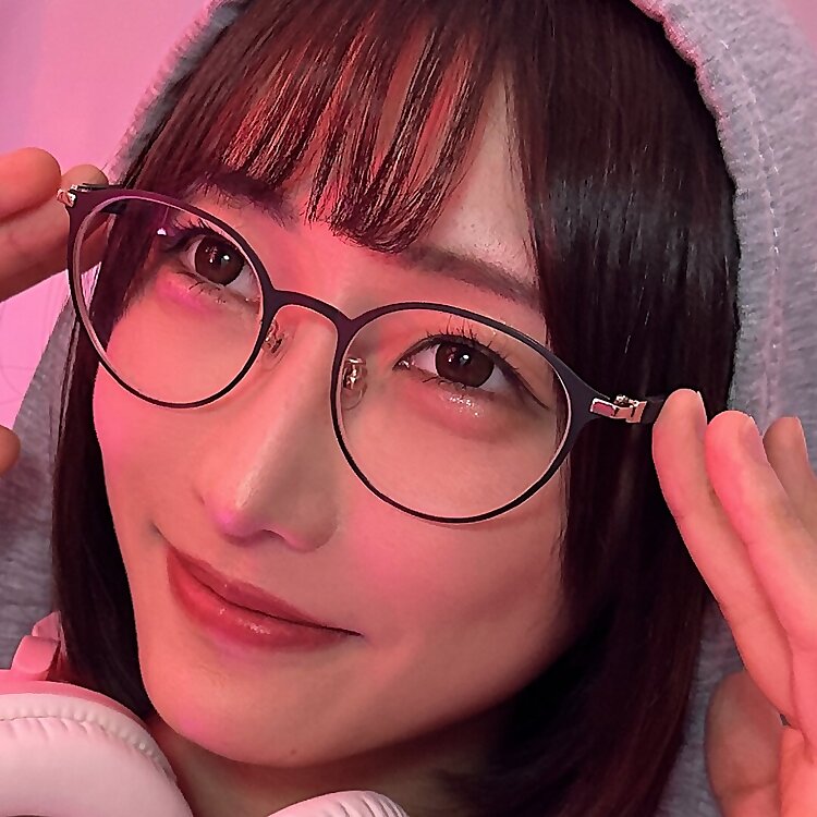 Yunadoll