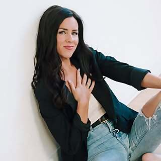 Samantha Skelly