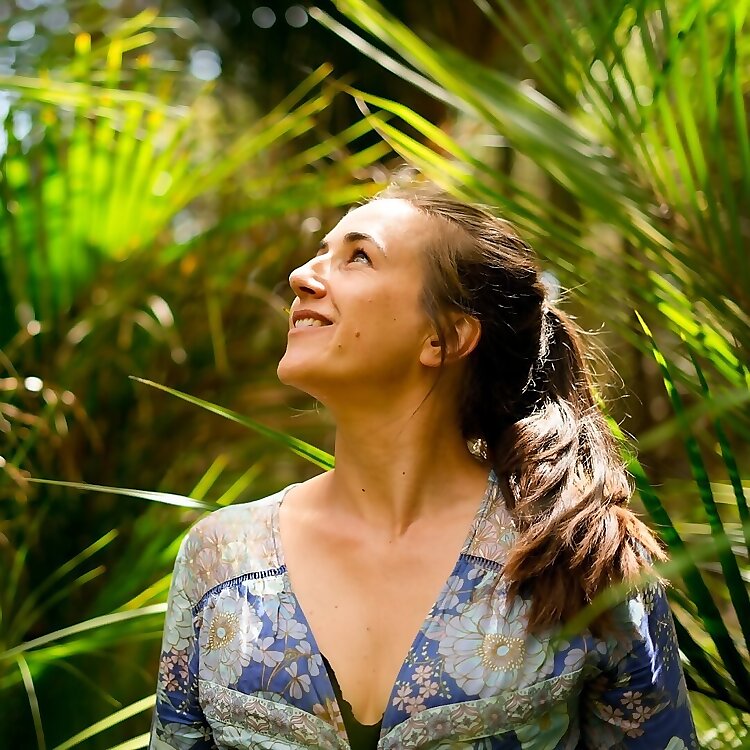 Holly Bowen 