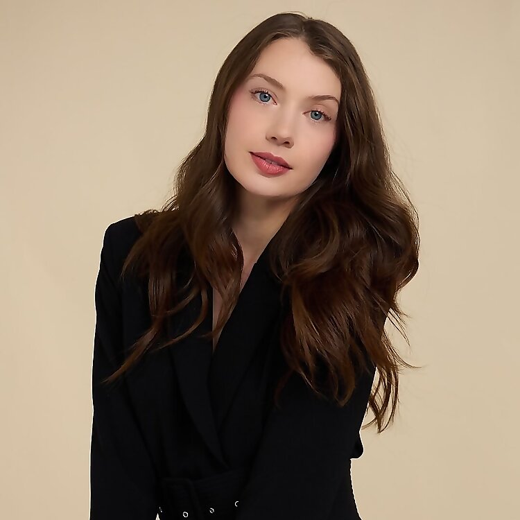 Elena Koshka