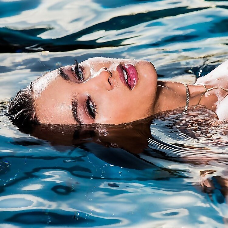 Uma Jolie