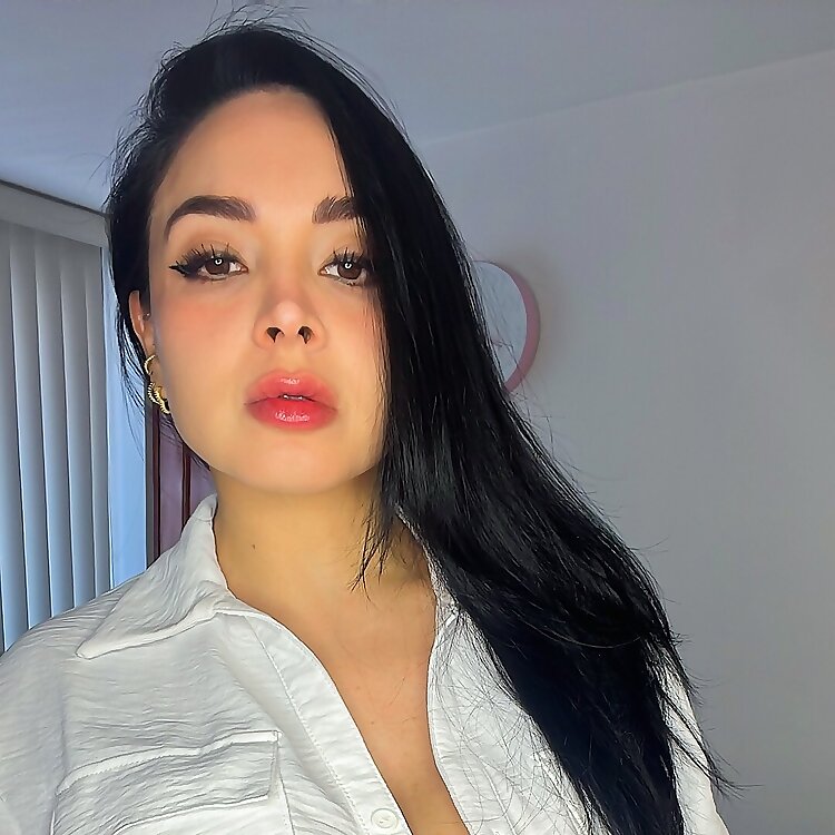 Angela Spades