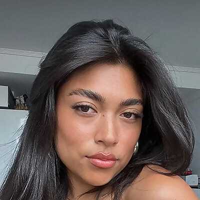 Siya Khan