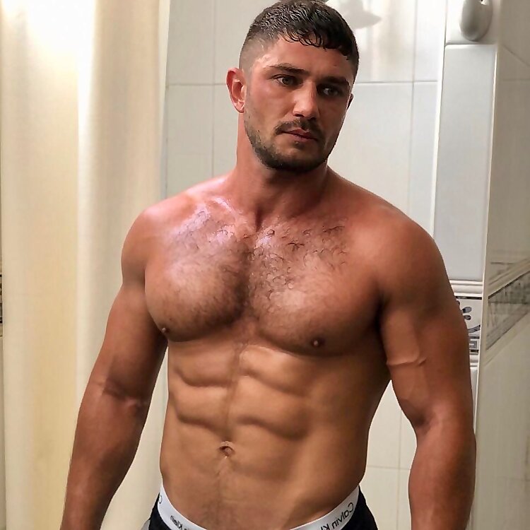 Dato Foland