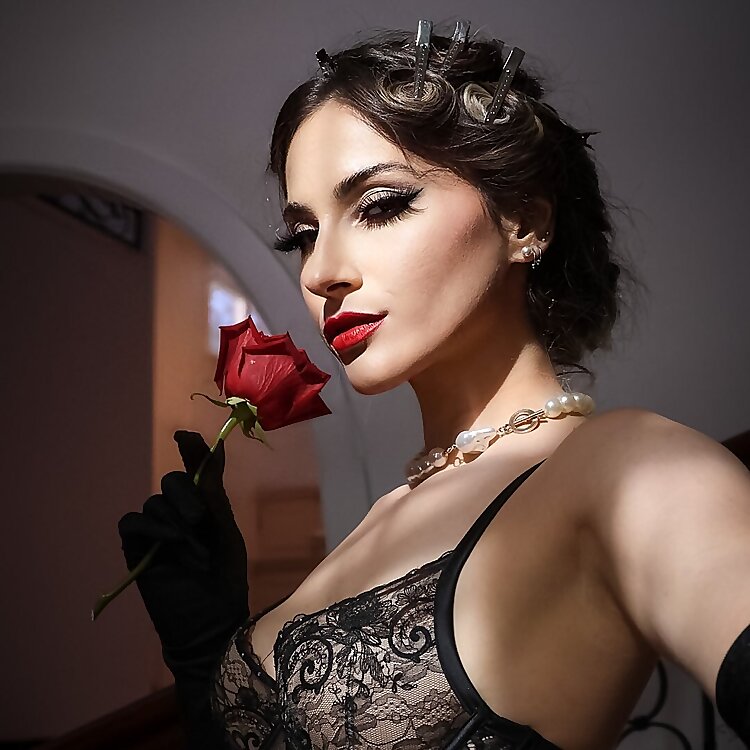 Chanel Avory