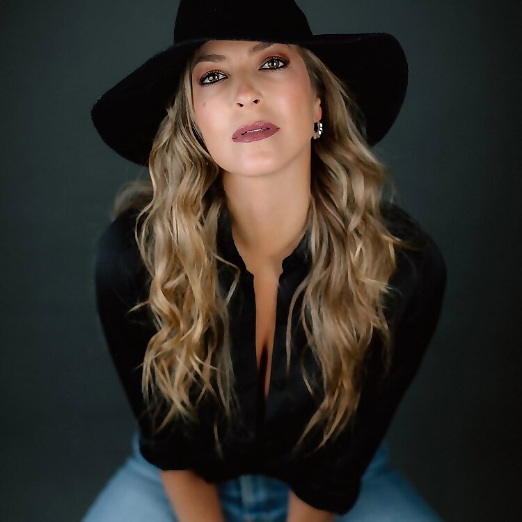Viviana Calderon Marquez