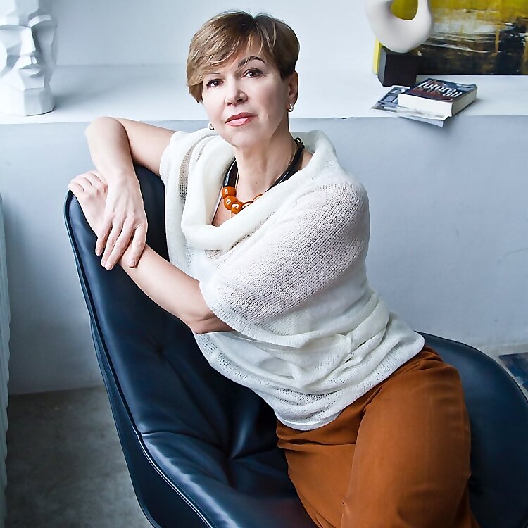 Valentina Postnikova