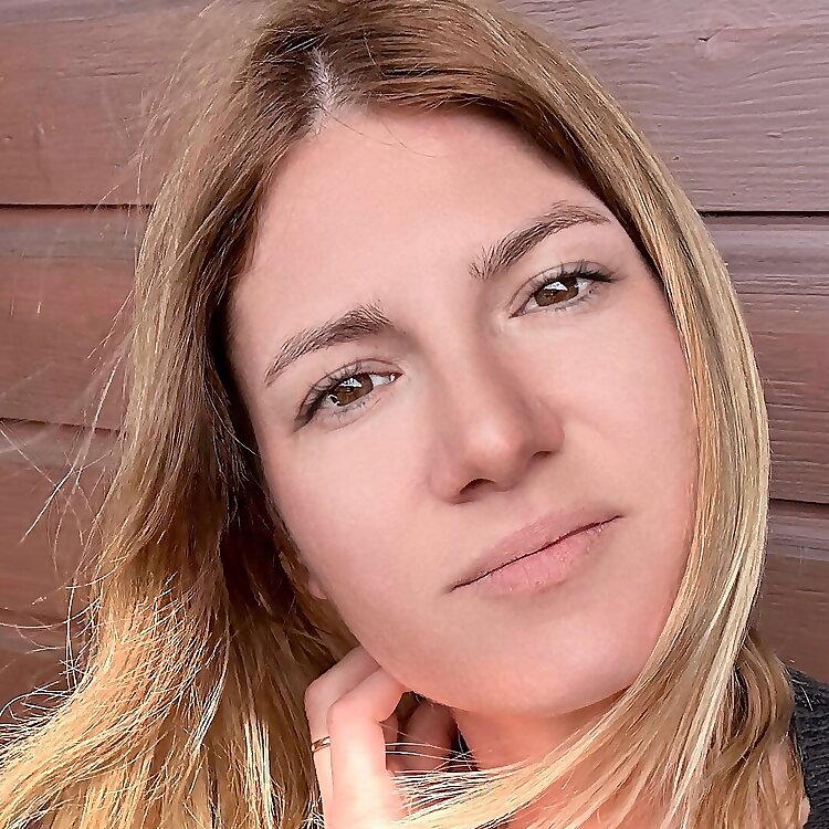 Lenka Ferak