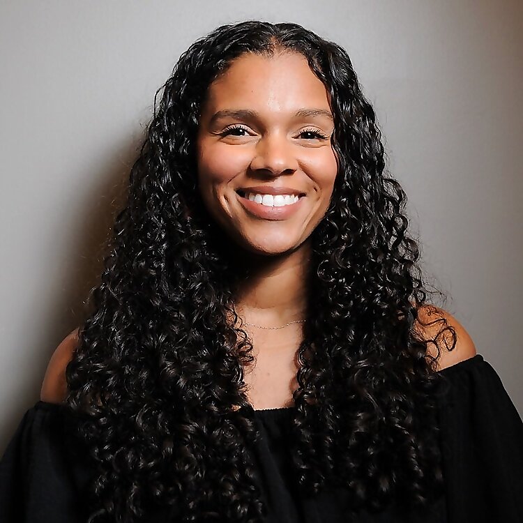Chanel Hogue
