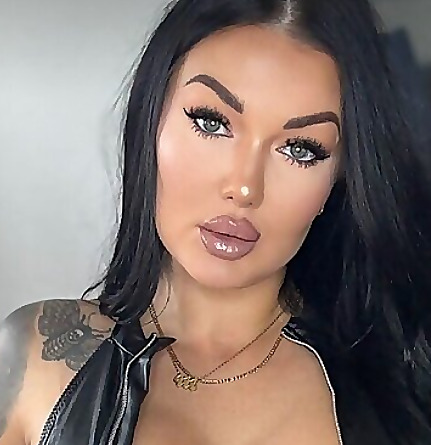 Scarlett Ford