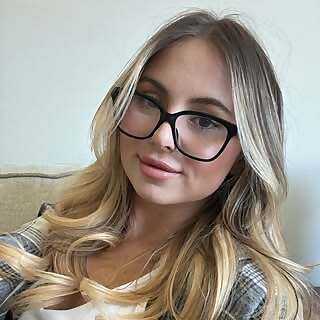 Aria Banks