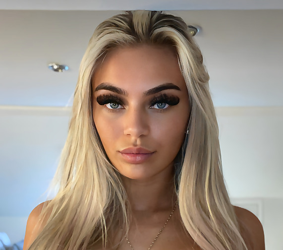 Evelyn Grey