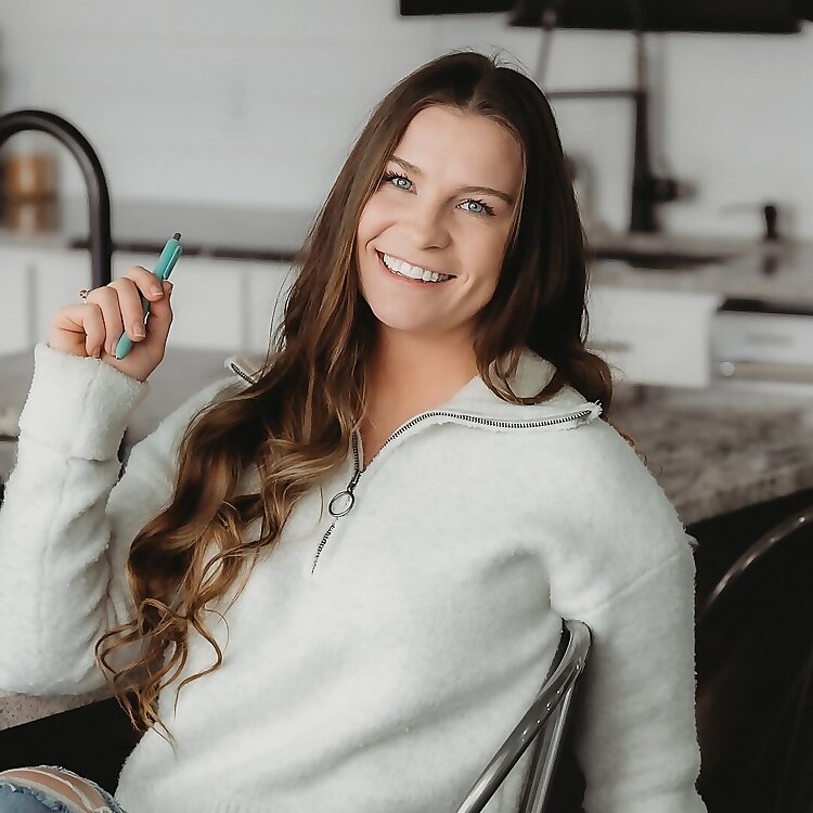 Katie Jo Elliott