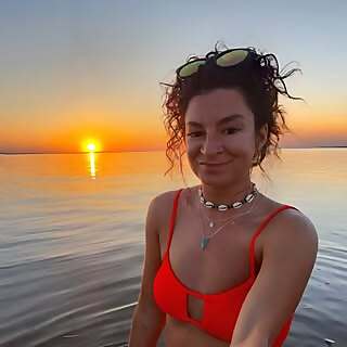 Zoe Naughalty