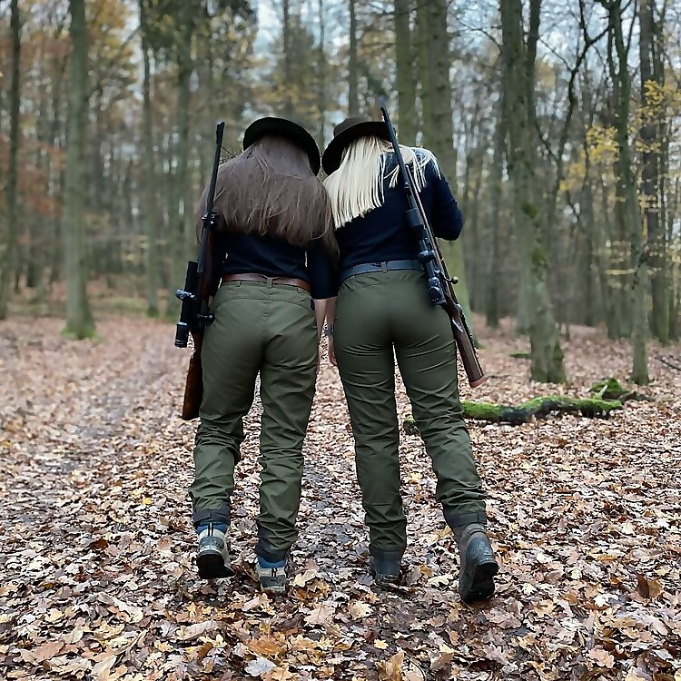 Lisa & Katha