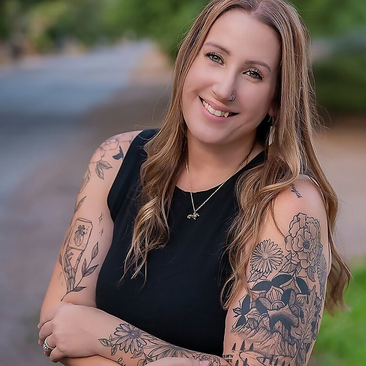 Lisa Mayhew-Ortiz
