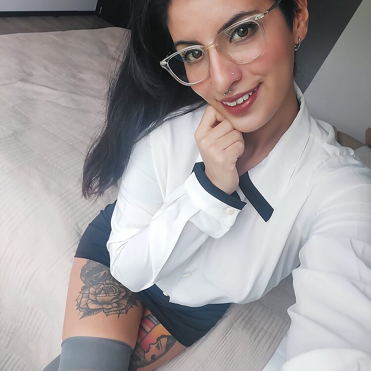 ♡ 𝕵𝖚𝖑𝖎𝖏𝖚 ♡ 𝔜𝔬𝔲𝔯 𝔰𝔴𝔢𝔢𝔱 𝔏𝔞𝔱𝔦𝔫𝔞 𝔤𝔦𝔯𝔩