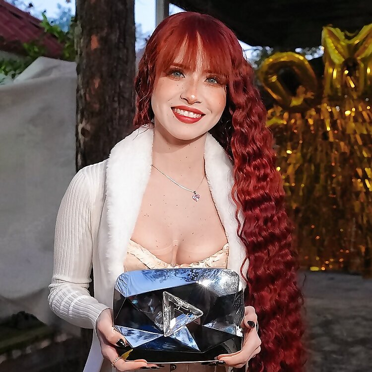 Bella Duenas