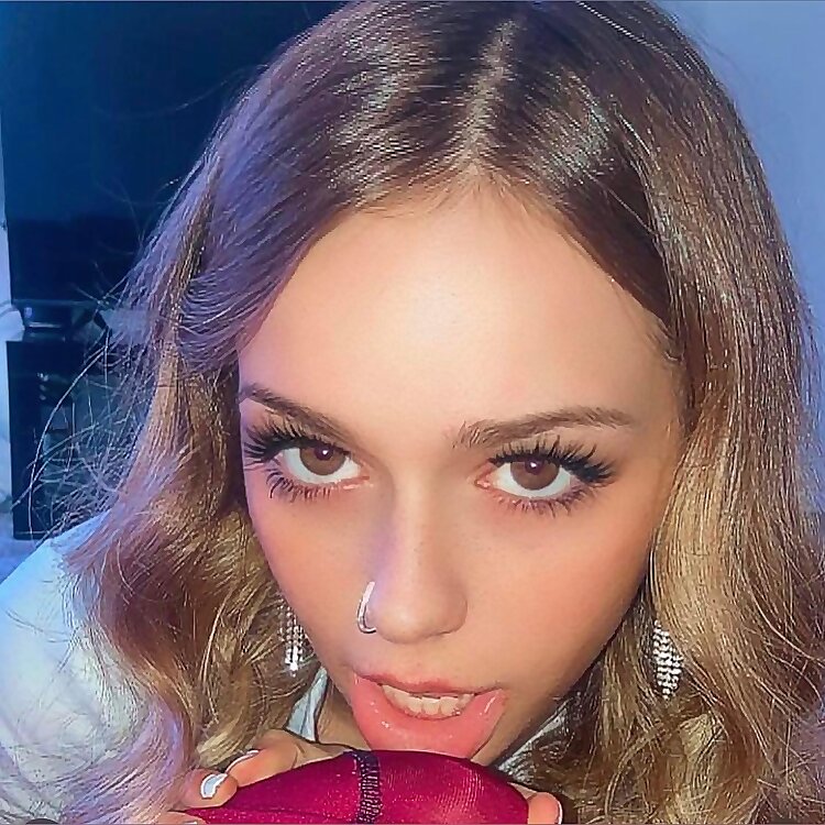 Eve Nicole