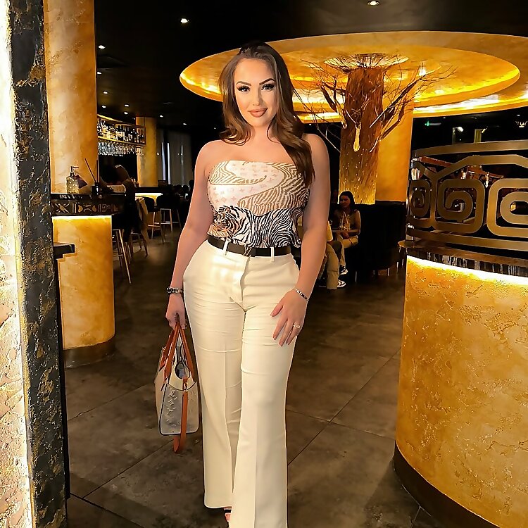 Leila Diego