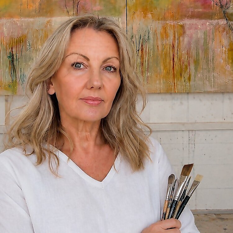 Karen Cavania