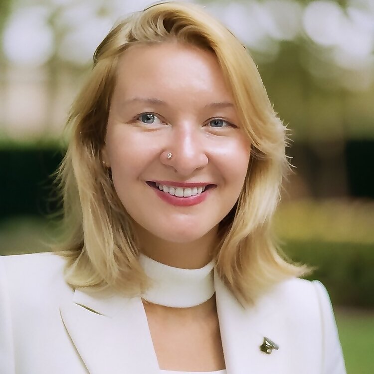 Ania Azarenko