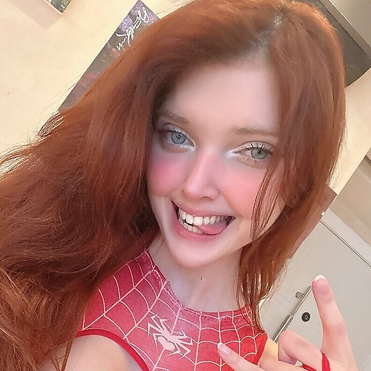 Lindsay 