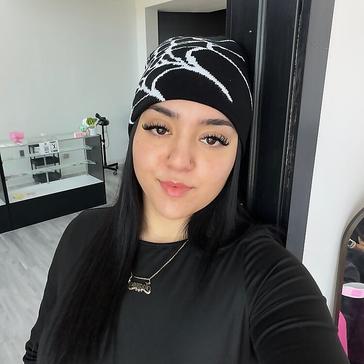 Joanna Flores