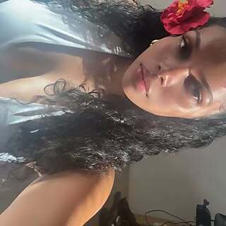 Noelani Baselala